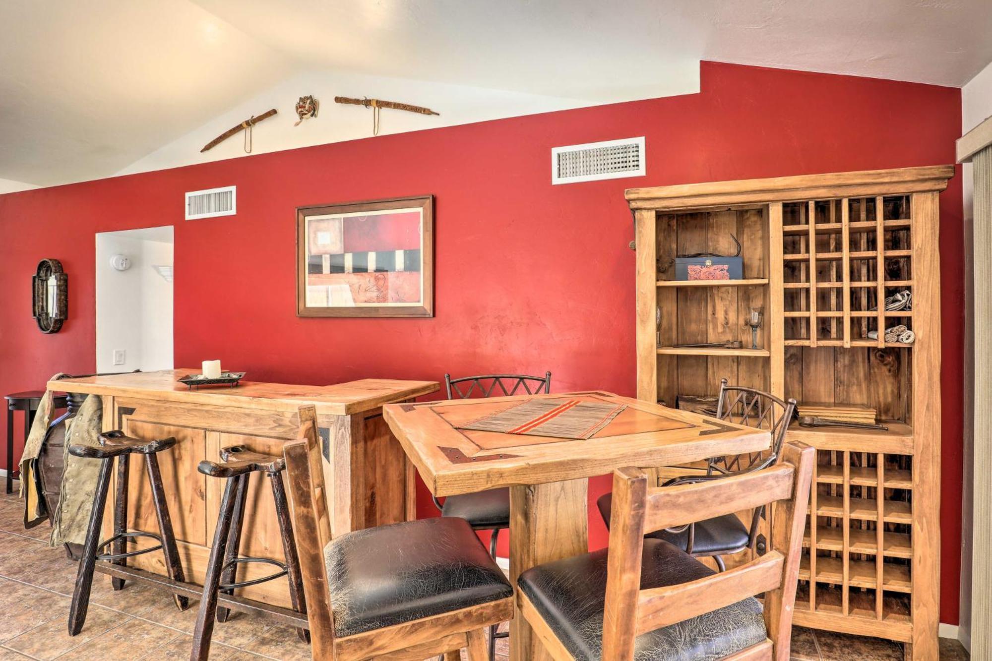 Вілла East Tucson House With Private Backyard And Fire Pit Екстер'єр фото